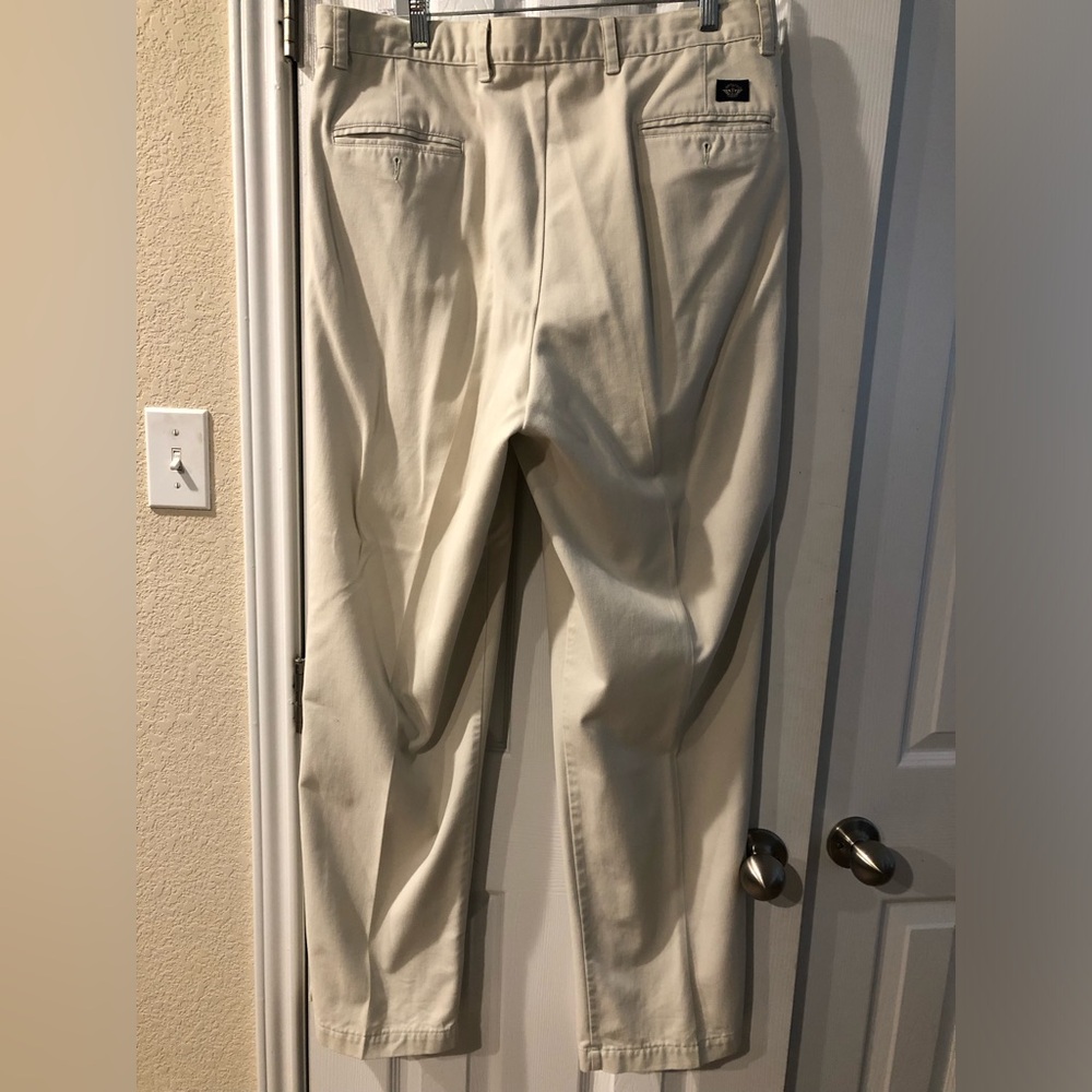 Men’s Dockers Khaki Pants W36XL34